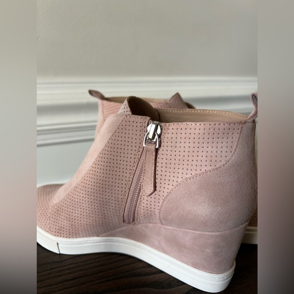 Linea Paolo Suede Platform Wedge Sneakers, Size 7 New - Picture 12 of 15